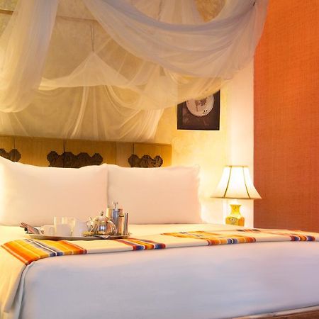 Hotel Bric-A-Brac Battambang Zewnętrze zdjęcie