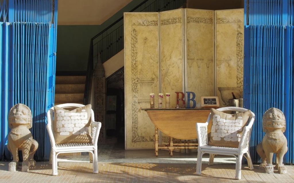 Hotel Bric-A-Brac Battambang Zewnętrze zdjęcie