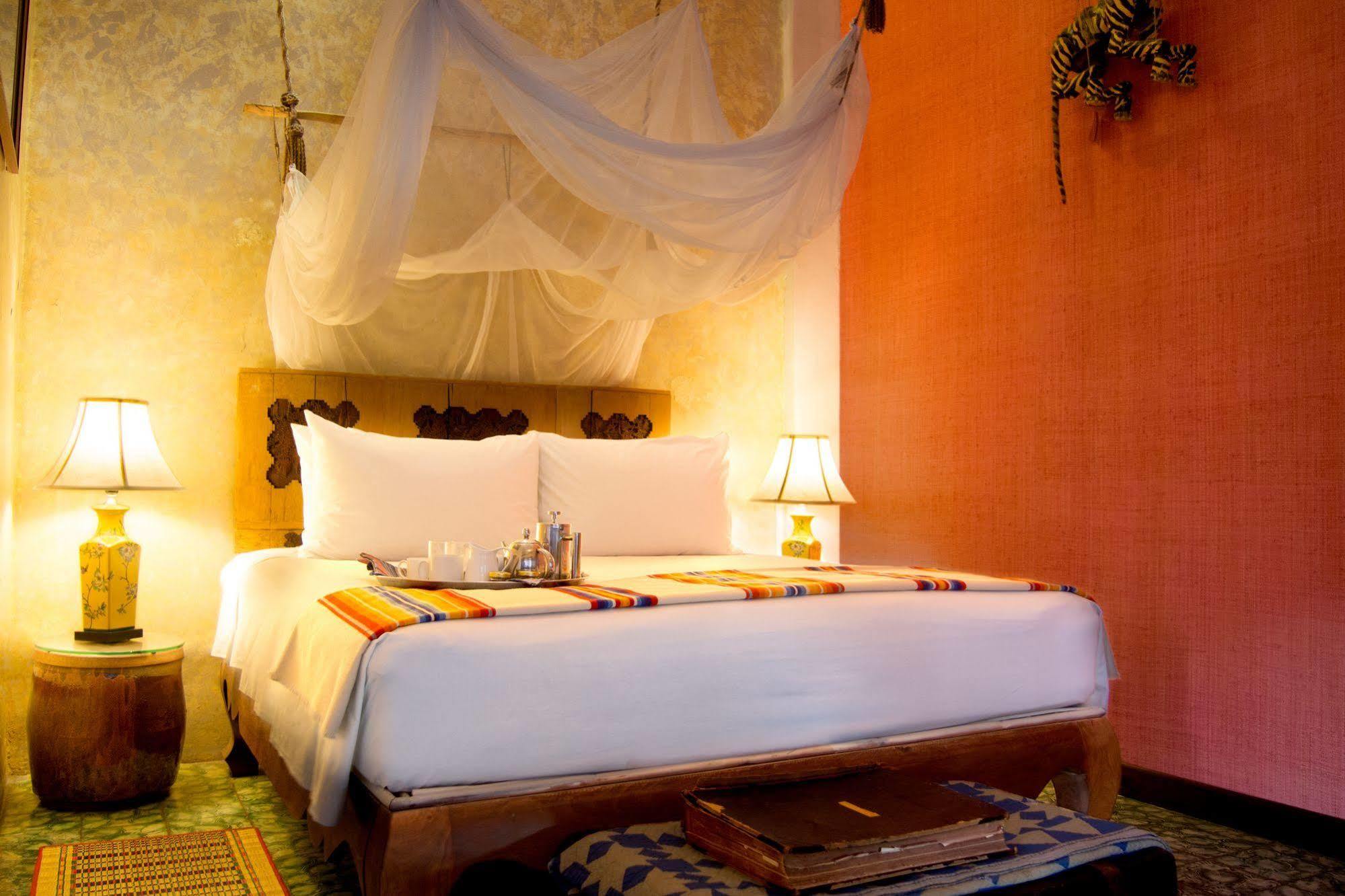 Hotel Bric-A-Brac Battambang Zewnętrze zdjęcie