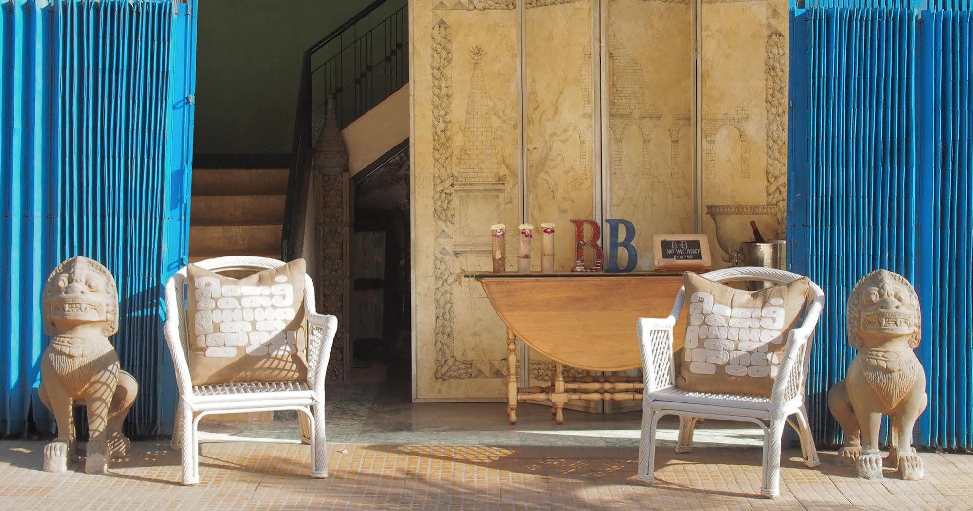 Hotel Bric-A-Brac Battambang Zewnętrze zdjęcie